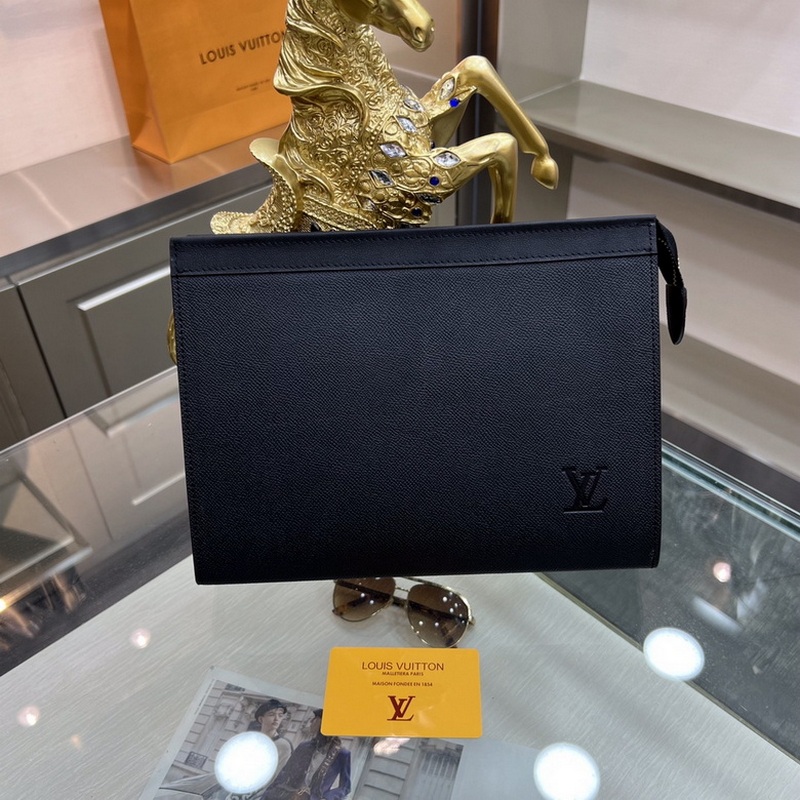 LV Wallets 135